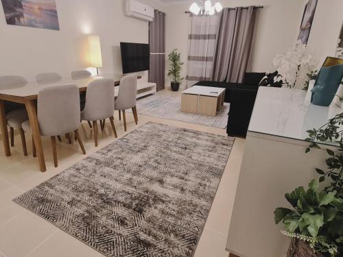 El Rehab, 3 BR Apt Garden view Sweet Homies