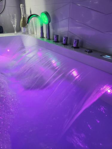 JACUZZI & SAUNA Apartament Warszawa Bemowo