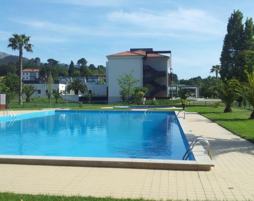 Bazén v ubytování INATEL Cerveira Hotel nebo v jeho okolí
