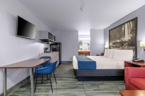 Gallery image of Studio 6 Flagstaff AZ in Flagstaff