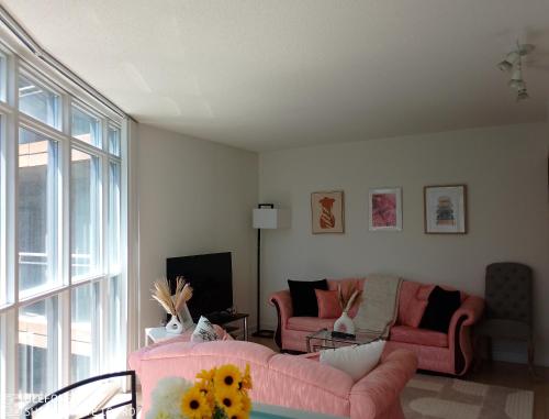 Afbeelding uit fotogalerij van Downtown Toronto Condo Suite in Toronto