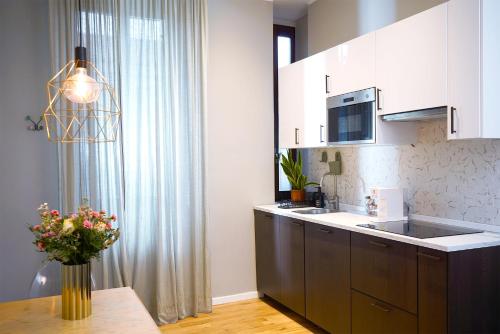 2M Apartments The NoLo Suite Urban and Bright