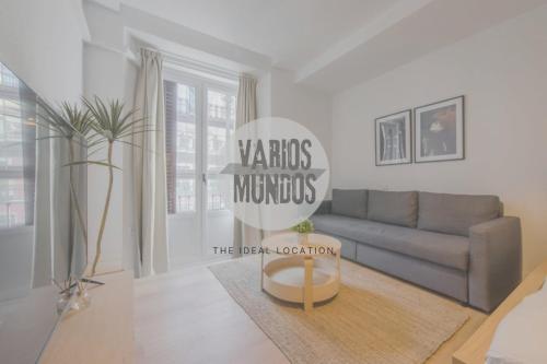 Tu ventana a Madrid para 3, conoce Carretas 25