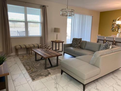 Luxury 9 bd 5 Bath private Pool Spa 181 photo 59