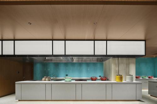 Η κουζίνα ή μικρή κουζίνα στο Hilton Garden Inn Beijing Yizhuang
