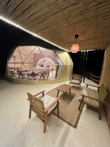 Sunset domes private campにあるシーティングエリア