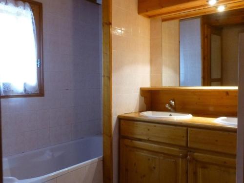 Koupelna v ubytování Chalet cosy à Vallandry pour 10 pers., animaux acceptés - FR-1-757-133