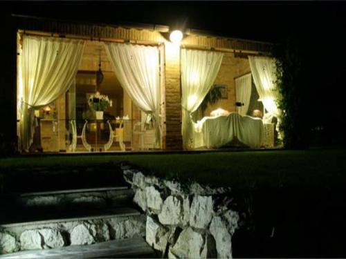 Gallery image of Villarondanella in Fermo