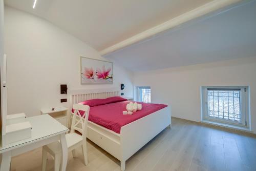 Postel nebo postele na pokoji v ubytování Magnolia Apt - Palazzo Palermo 1817 - Happy Rentals