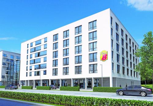 Super 8 by Wyndham Munich City West Image