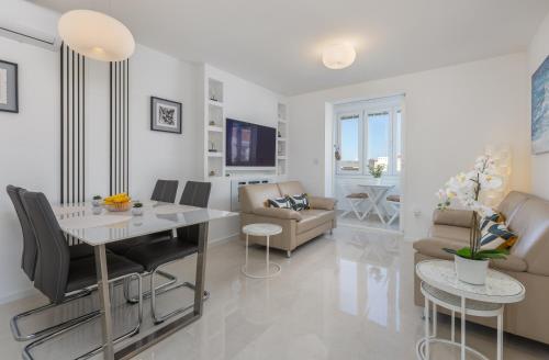 Apartment Sky, free private parking