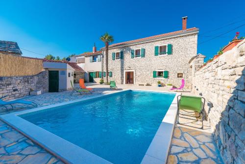 Villa Petrovi Dvori ZadarVillas