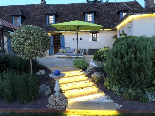 Ein Garten an der Unterkunft DCV Summer Home