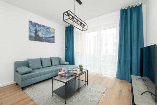 Stylish Apartment near the Bonarka Shopping Center in Cracow by Noclegi Renters