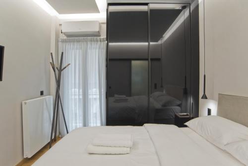 Stylish Ilisia Stay Luxury Fully Reno 2BR, 2BA Apt