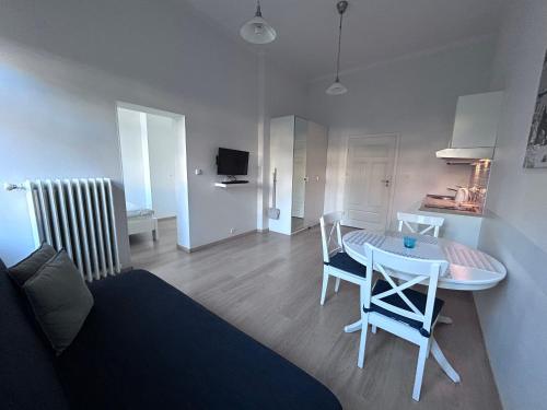 Virtuvė arba virtuvėlė apgyvendinimo įstaigoje Apartamenty Sobieski
