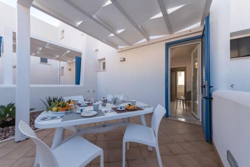 Photo de la galerie de l'établissement BluSide Home & Suite, à San Vito Lo Capo