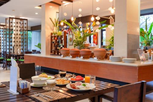 Đồ ăn tại/gần resort