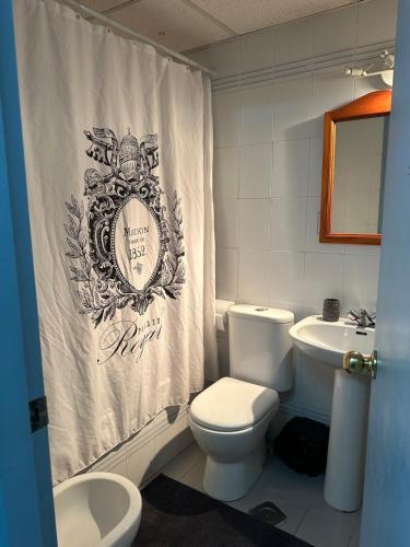 Phòng tắm tại Apartamento cerca del aereopuerto