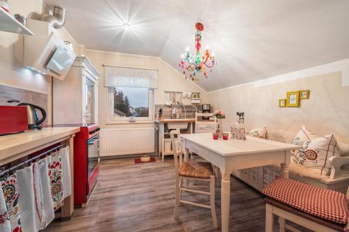 Nhà bếp/bếp nhỏ tại Ferienwohnung Solling-Lounge