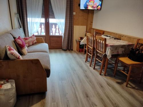 Appartement cosy 4 pers avec mezzanine, balcon exposé sud, WiFi, centre Valloire, près des remontées - FR-1-263-27