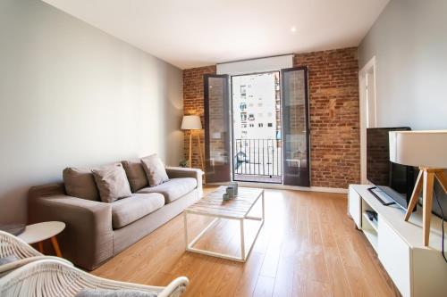 24MAL1073-Marvellous 2BR flat near Sagrada Familia