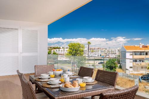 Lagos Marina View 2 with Pool by Homing