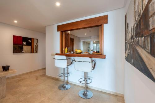 Afrodite Apartment - Frontline Beach