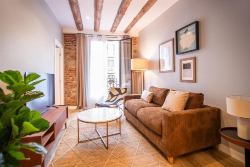 23MAL1075- Beautiful 2BR apartment near Sagrada Fa