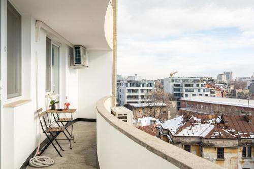 Balkón nebo terasa v ubytování City View Apartment with Private Balcony