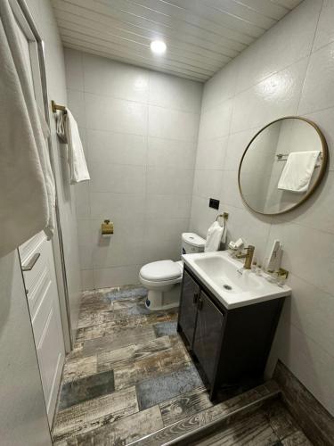 Un baño de Garden Hotel Yerevan