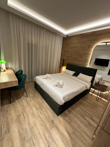 Ethra Suite 5