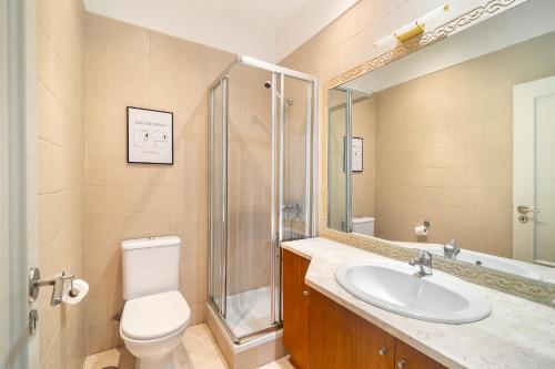 WHome Artsy Apartment in the heart of Chiado
