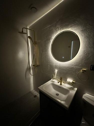 Un baño de Garden Hotel Yerevan