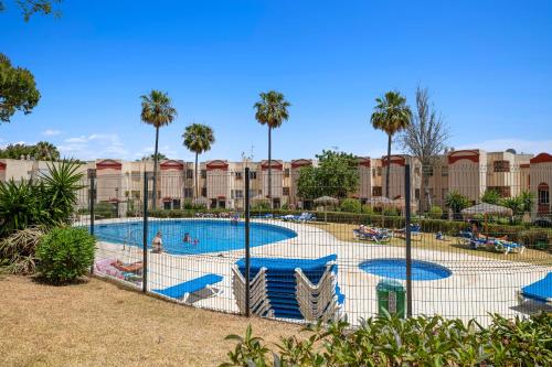 Kép Club Caronte apartment with pool Ref 58 by Costarentals - Ref 58 szállásáról Sitio de Calahondában a galériában
