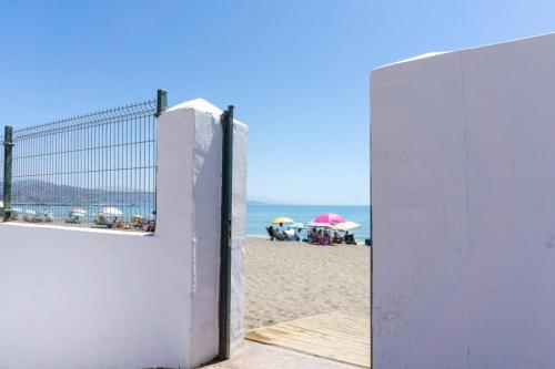 Acogedora casa junto al mar ,cerca del centro urbano