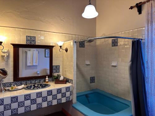 Un baño de Santa Elena Hotel Boutique