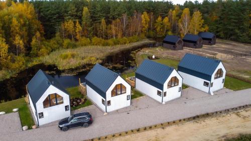 Nad brzozowym stawem