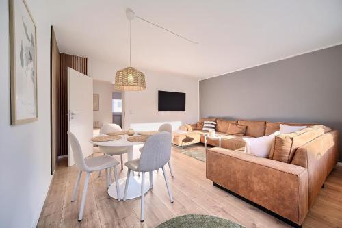 Χώρος καθιστικού στο WARMSTAY I Ferienunterkunft mit Balkon I Key-Box Check-In