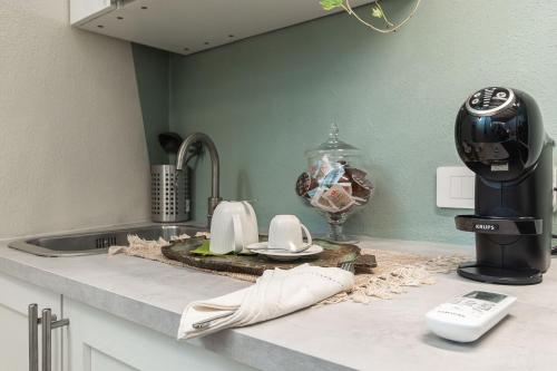 Gambar di galeri bagi Luxury in Centro - 3min Acquario di Genoa