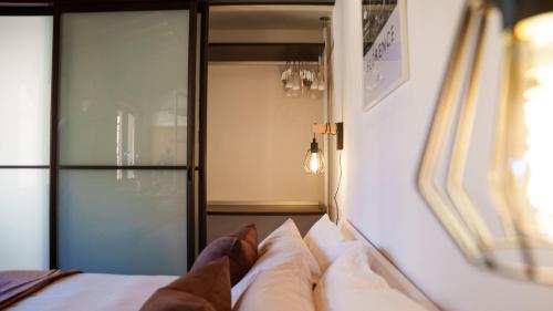 Santa Croce Historic Loft with a View