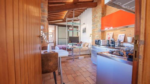 Santa Croce Historic Loft with a View