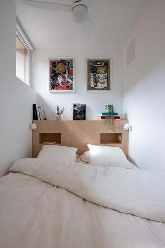 Photo de la galerie de l'établissement Appartement d'architectes - Vue - 300 m du Lac, à Annecy