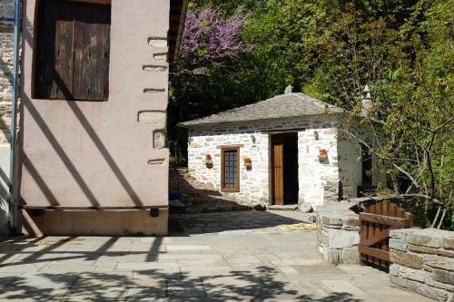 Home sweet little home -next to 'Home sweet home'-