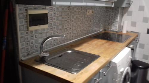 Η κουζίνα ή μικρή κουζίνα στο Eva