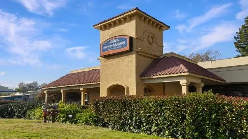 Howard Johnson by Wyndham Sacramento Downtown in Sacramento