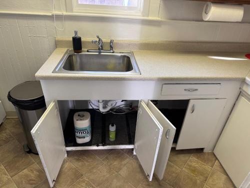 Kuchyň nebo kuchyňský kout v ubytování Midtown Hideaway 1 BR Nest