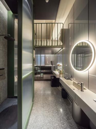 Un baño de NOA Hotel XIAMEN