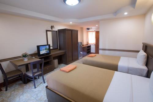 Televisyen dan/atau pusat hiburan di นาวิน แมนชั่น 2 Navin Mansion 2