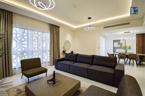 Luxury Escapes - Three-Bedroom Apartment with Lake View